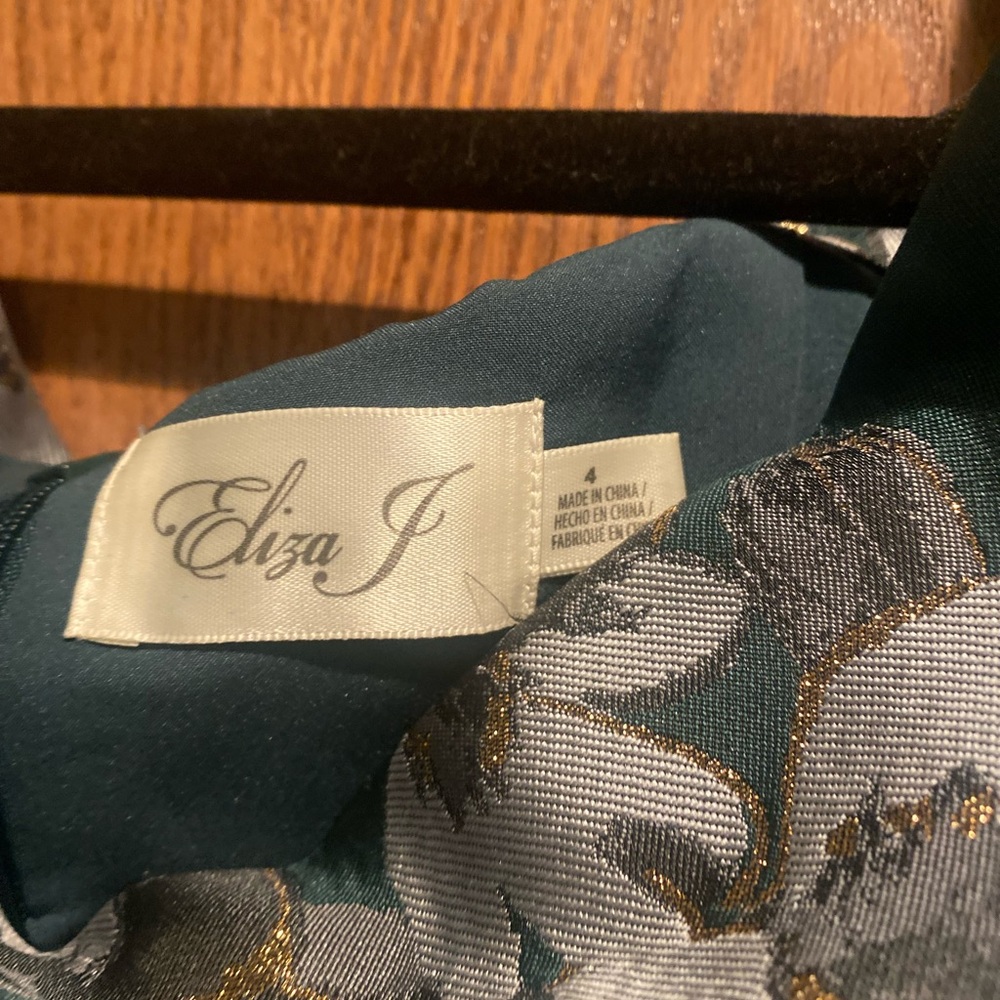 Eliza J dress SIZE 4 - Picture 4 of 4